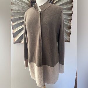 Elegant Two-Tone Women's Sweater
